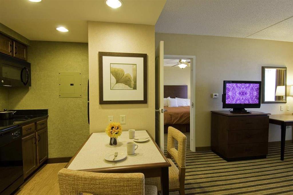 Homewood Suites By Hilton Cleveland-Beachwood Room photo